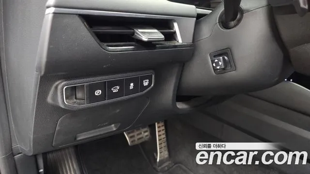 Kia K8 (New) Hybrid — Фото автомобиля 24