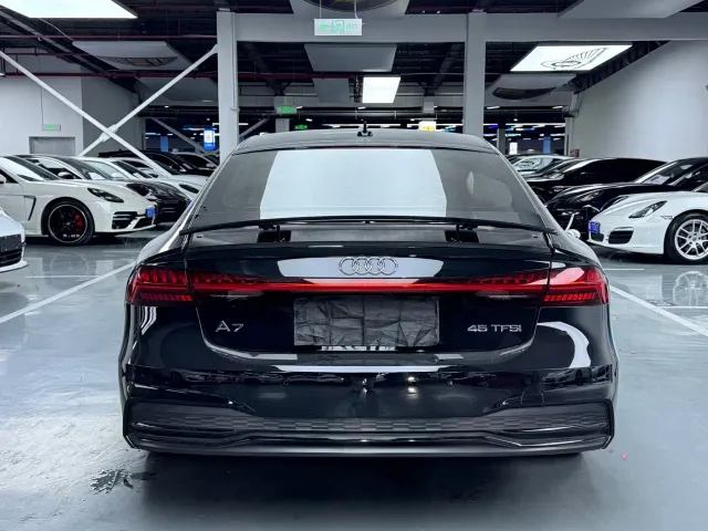 Audi A7 — Фото автомобиля 19