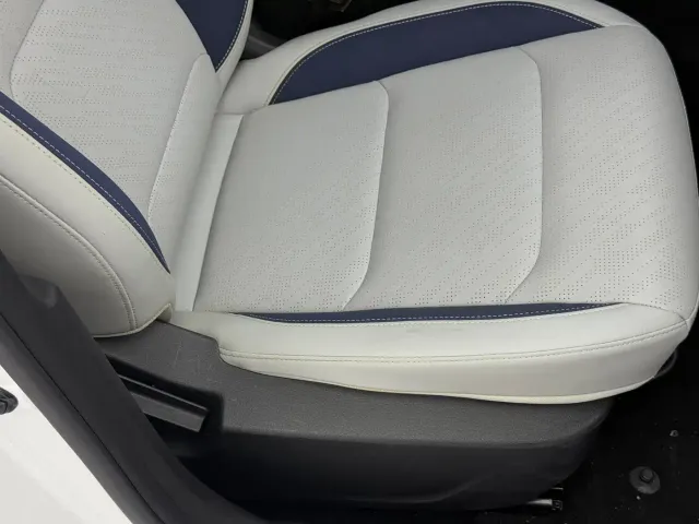 Geely Emgrand — Фото автомобиля 23