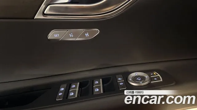 Genesis GV80 — Фото автомобиля 13