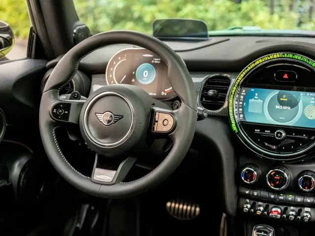 MINI John Cooper Works — Фото автомобиля 10
