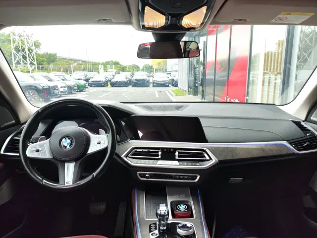 BMW X5 — Фото автомобиля 4