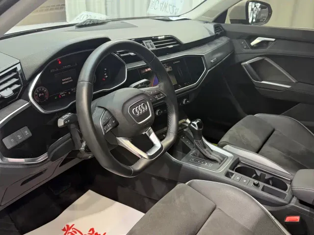 Audi Q3 — Фото автомобиля 7