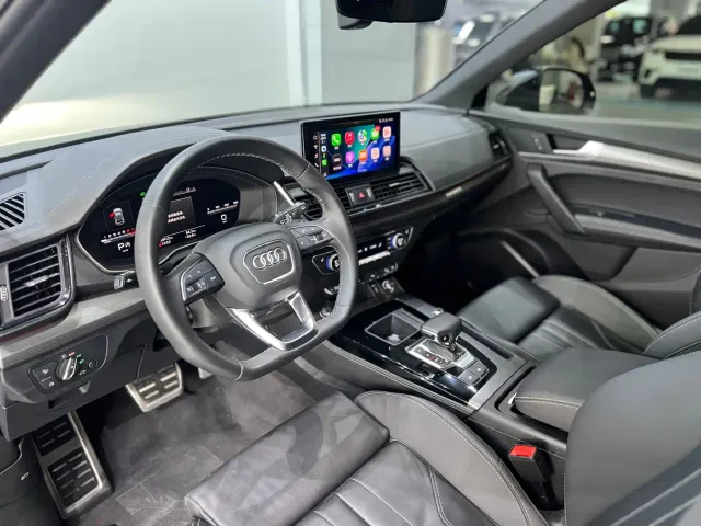 Audi Q5L — Фото автомобиля 8