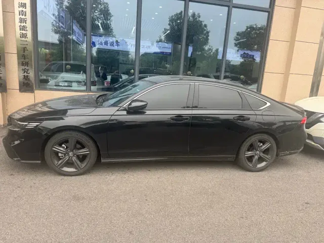Honda Inspire — Фото автомобиля 3