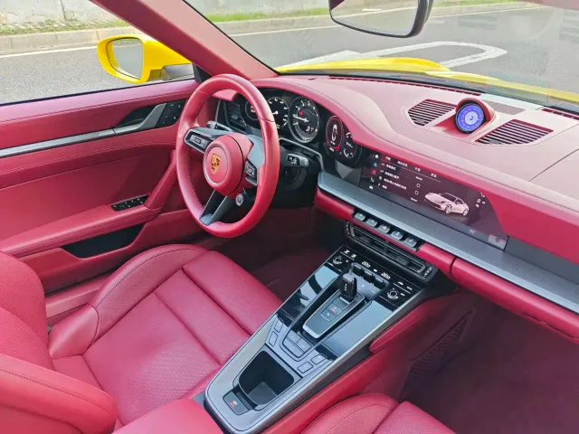 Porsche 911 — Фото автомобиля 14