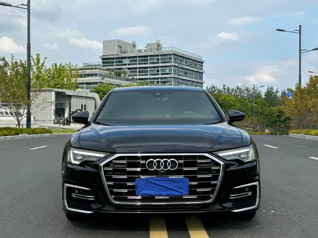 Audi A6L — Фото автомобиля 2