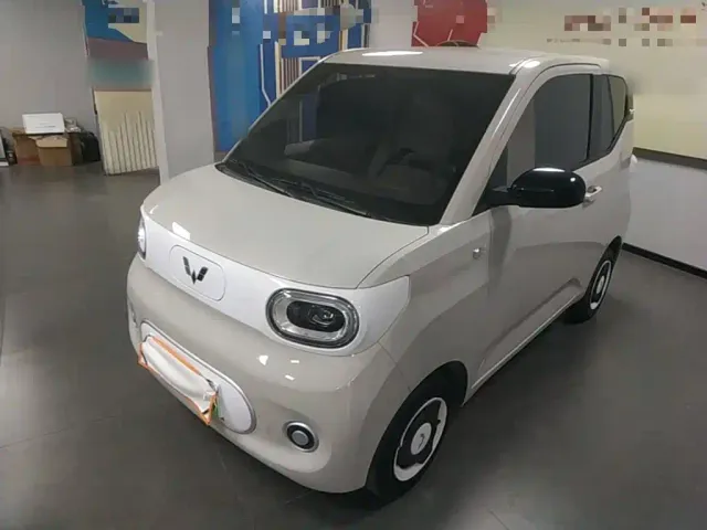 Фотография автомобиля — Wuling Hongguang Mini EV