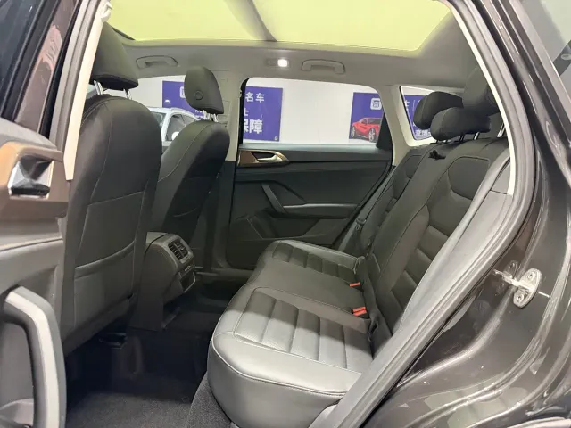 Volkswagen Tharu — Фото автомобиля 9