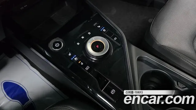 Kia Niro — Фото автомобиля 12