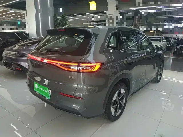 Geely Galaxy E5 — Фото автомобиля 4