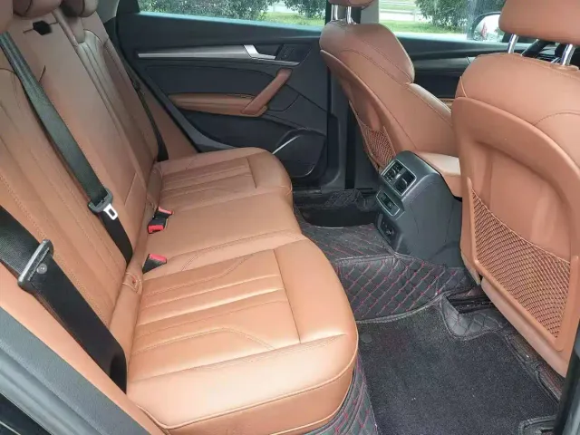 Audi Q5L — Фото автомобиля 11