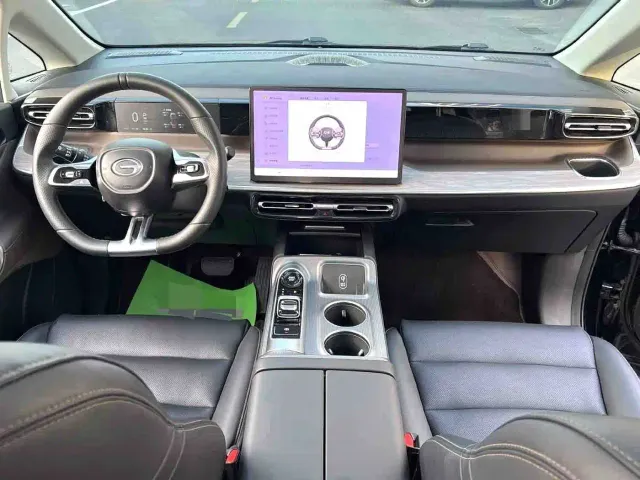 GAC Trumpchi E8 — Фото автомобиля 9