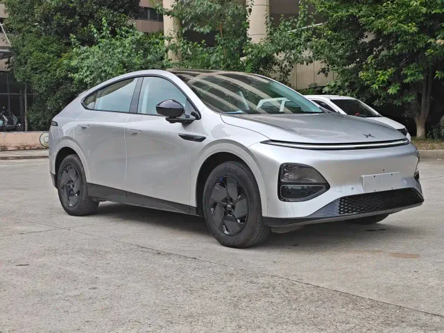Xpeng G6 — Фото автомобиля 3