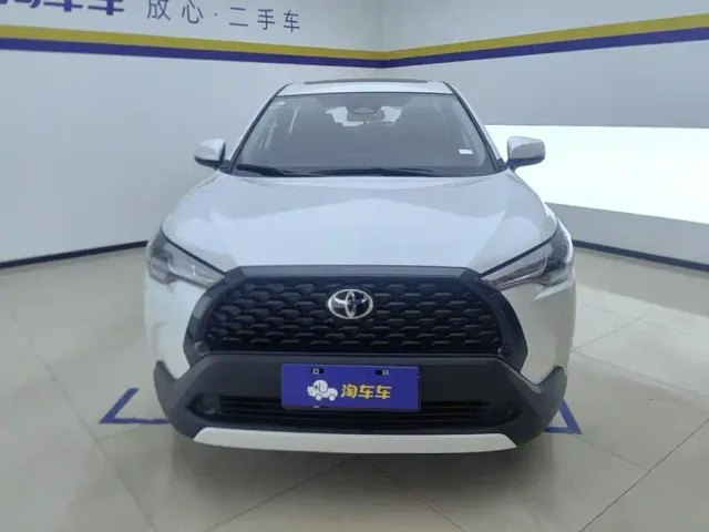 Toyota Corolla Cross — Фото автомобиля 2