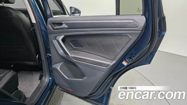 Volkswagen Tiguan Tiguan 2 поколение 2.0 TDI 4Motion Prestige — Фото автомобиля 22