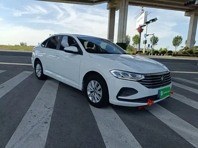 Volkswagen Lavida — Фото автомобиля 3