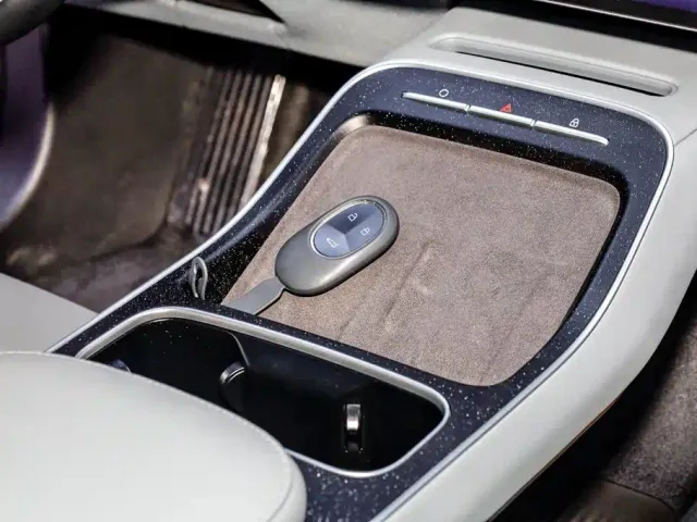 Nio ET5 Touring — Фото автомобиля 28