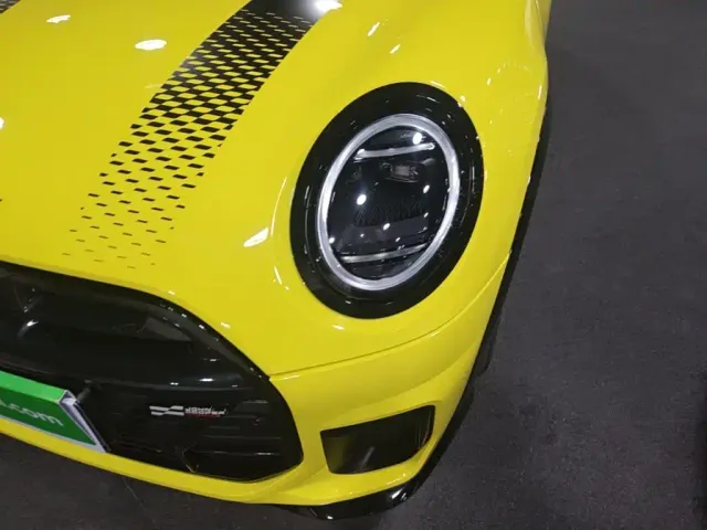 MINI Hatch — Фото автомобиля 23