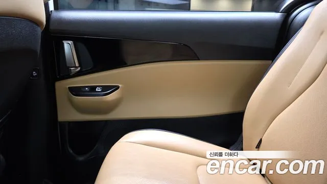 Kia Canival Carnival 4 поколение Дизель 11 мест Prestige — Фото автомобиля 23