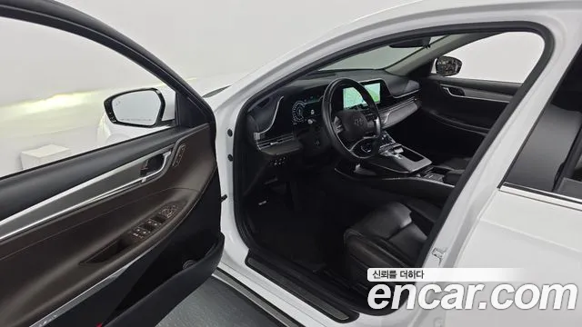 Hyundai Grandeur Grandeur (New) — Фото автомобиля 15