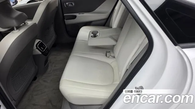 Hyundai Ioniq 6 — Фото автомобиля 16