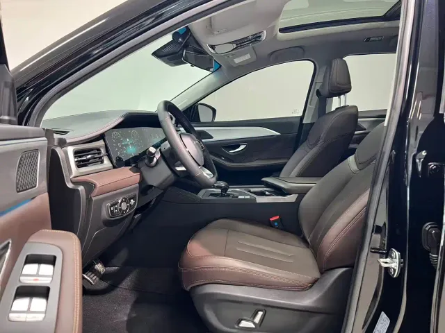 Jetour X90 Plus — Фото автомобиля 3