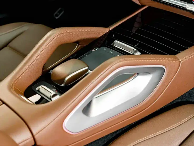 Mercedes-Benz GLE-Class — Фото автомобиля 20