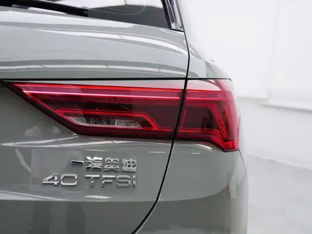 Audi Q3 — Фото автомобиля 15