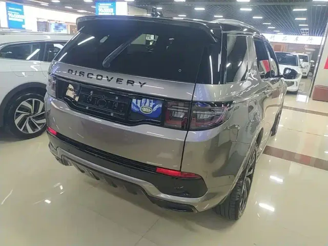 Land Rover Discovery Sport — Фото автомобиля 6