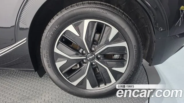 Kia EV6 — Фото автомобиля 21