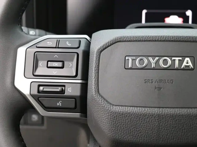 Toyota Prado — Фото автомобиля 16