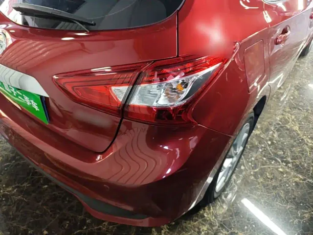 Nissan Tiida — Фото автомобиля 7