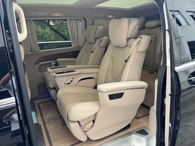 Mercedes-Benz V-Class — Фото автомобиля 9