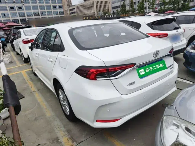 Toyota Corolla — Фото автомобиля 4