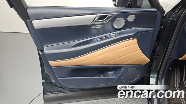 Genesis GV80 — Фото автомобиля 13