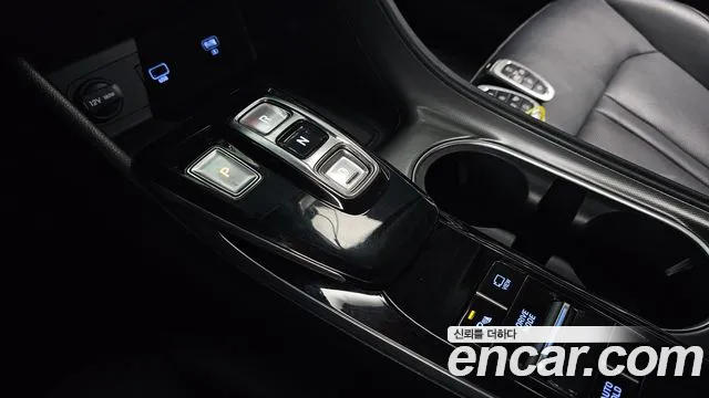 Hyundai Sonata — Фото автомобиля 9