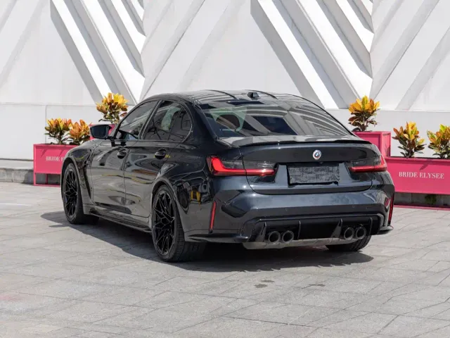 BMW M3 — Фото автомобиля 6