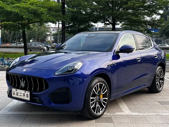 Maserati Grecale — Фото автомобиля 4