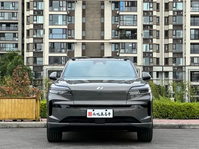 Onvo L90 — Фото автомобиля 2