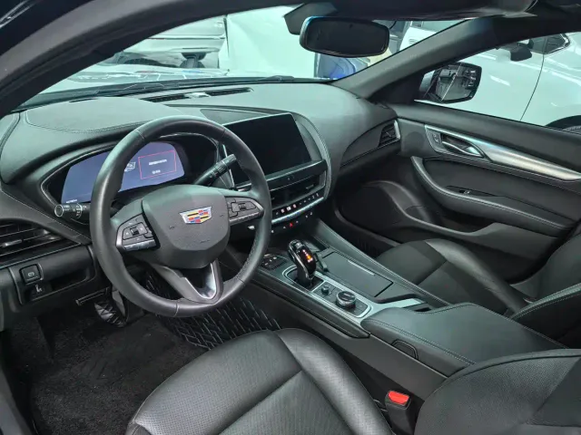 Cadillac CT5 — Фото автомобиля 4