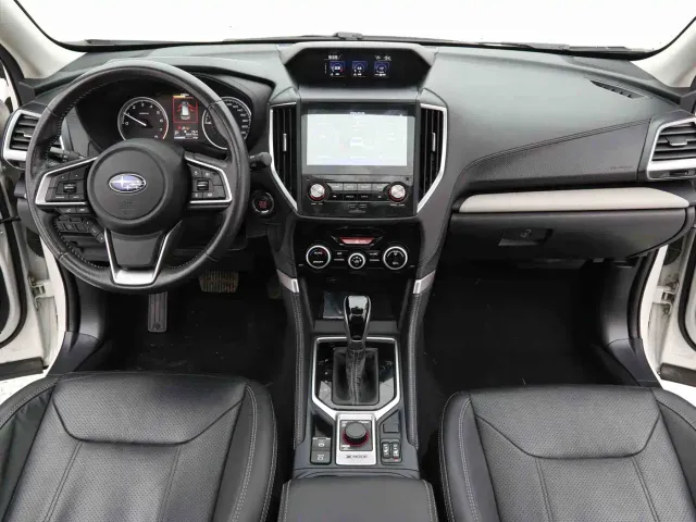 Subaru Forester — Фото автомобиля 10