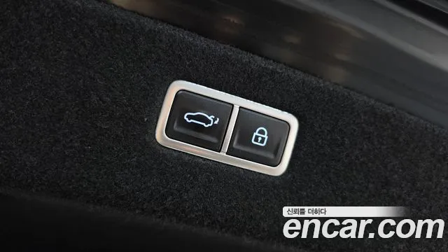 Genesis G90 Бензин 3.5 турбо AWD — Фото автомобиля 15