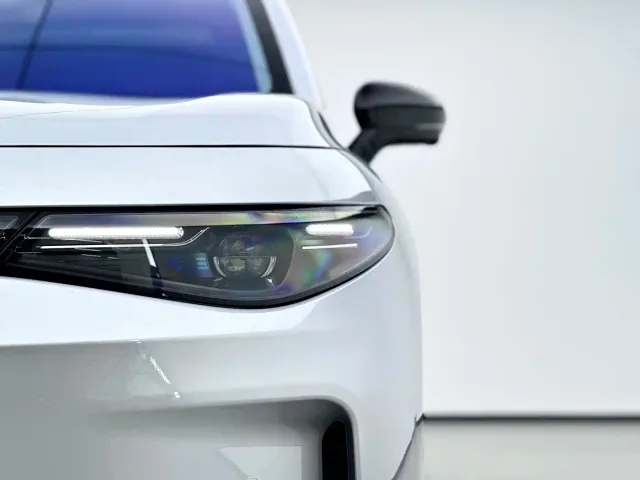 Leapmotor C16 — Фото автомобиля 9