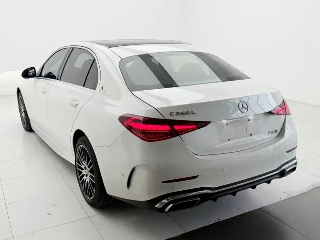 Mercedes-Benz C-Class — Фото автомобиля 7