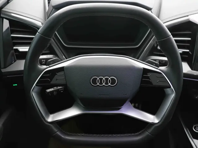 Audi Q4 e-tron — Фото автомобиля 7