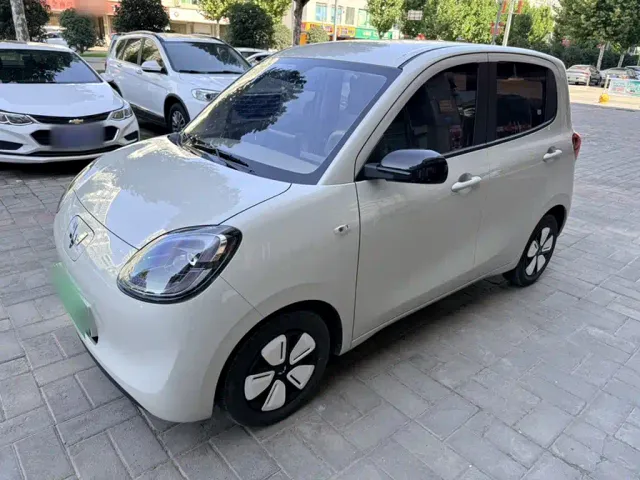 Фотография автомобиля — Wuling Hongguang Mini EV
