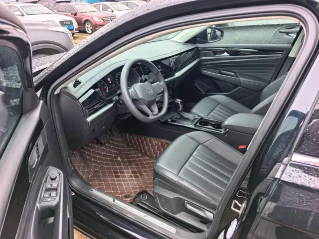 Volkswagen Passat — Фото автомобиля 6