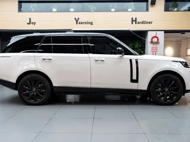 Land Rover Range Rover — Фото автомобиля 3