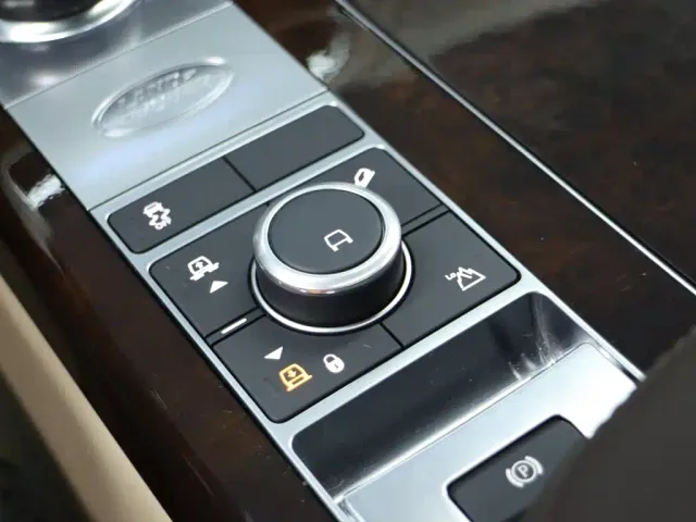 Land Rover Range Rover — Фото автомобиля 21